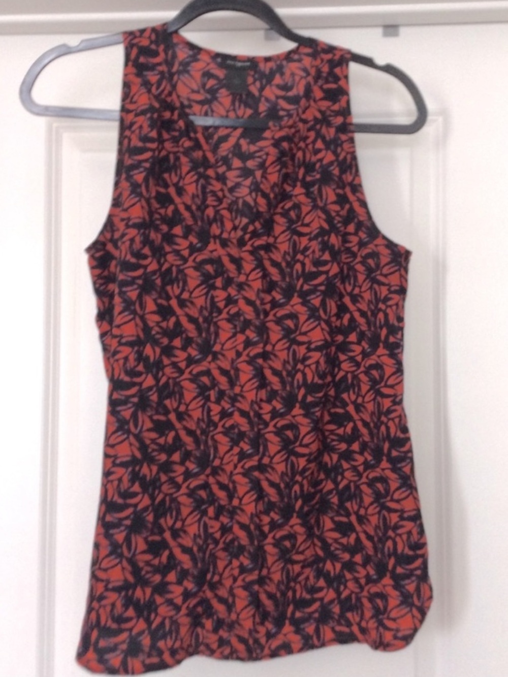 Ann Taylor Sleeveless Floral Blouse